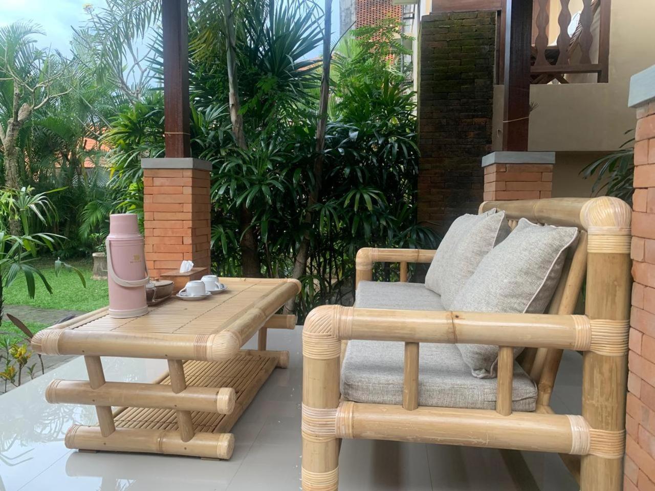 Sahadewa House Hotel Убуд Екстериор снимка