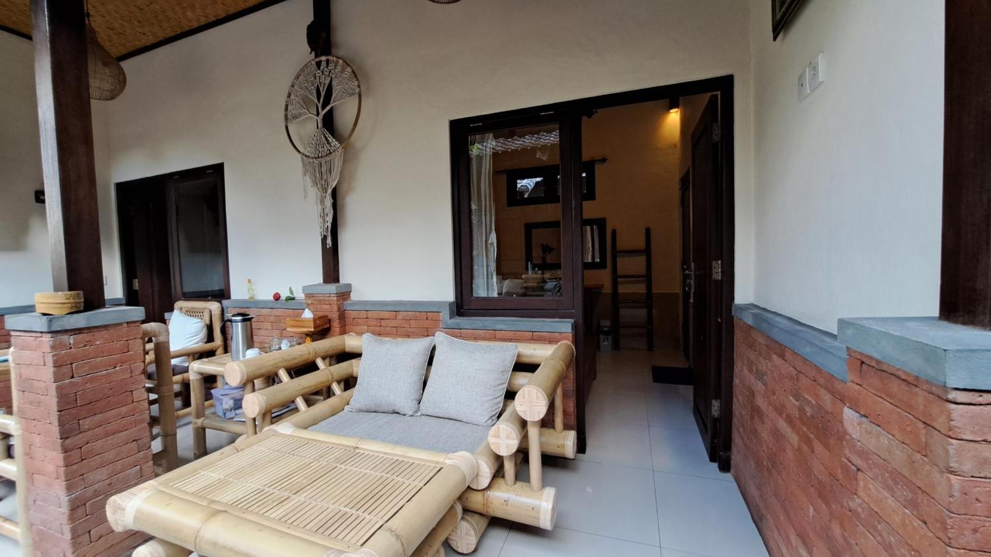 Sahadewa House Hotel Убуд Екстериор снимка