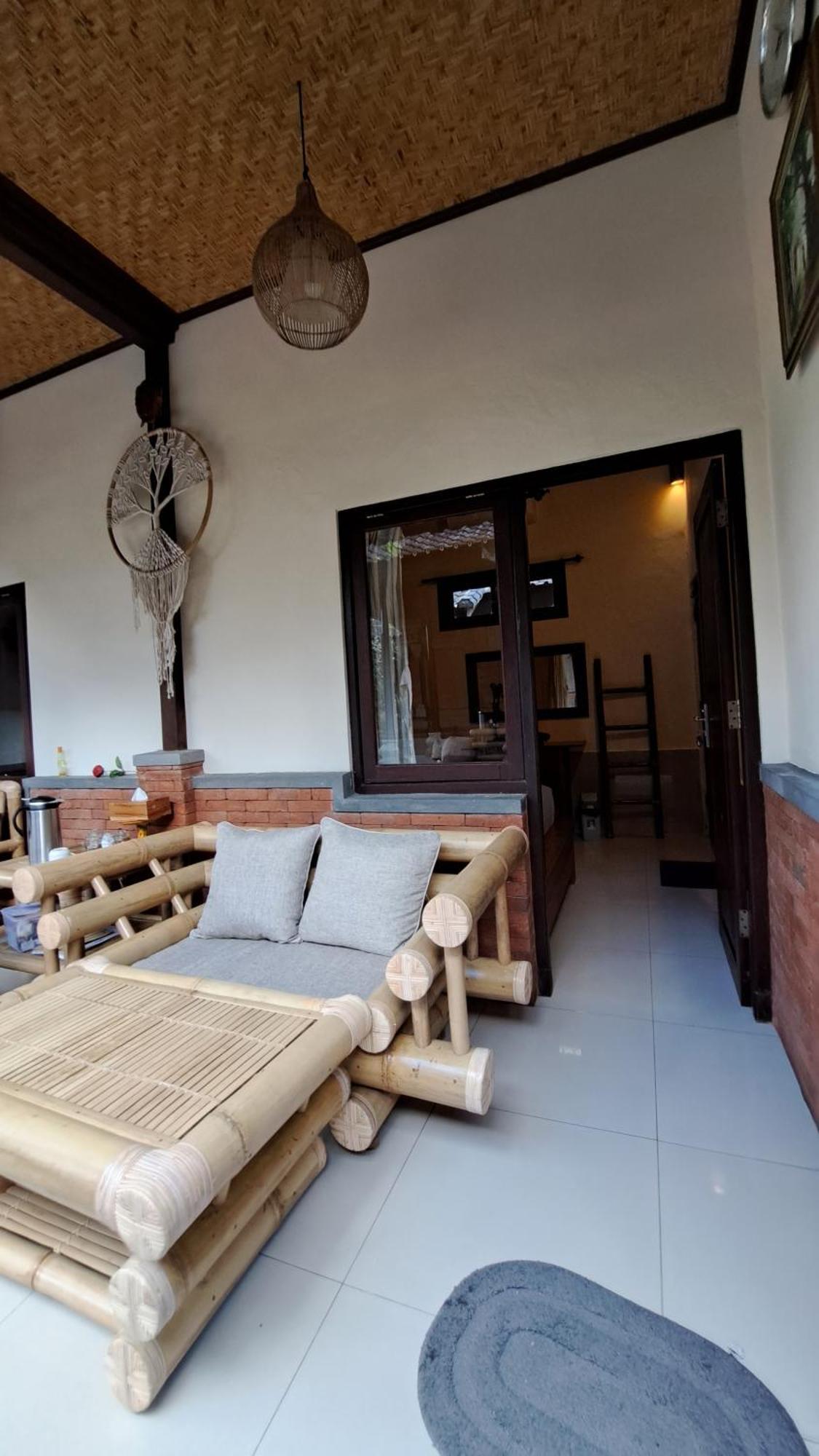 Sahadewa House Hotel Убуд Екстериор снимка