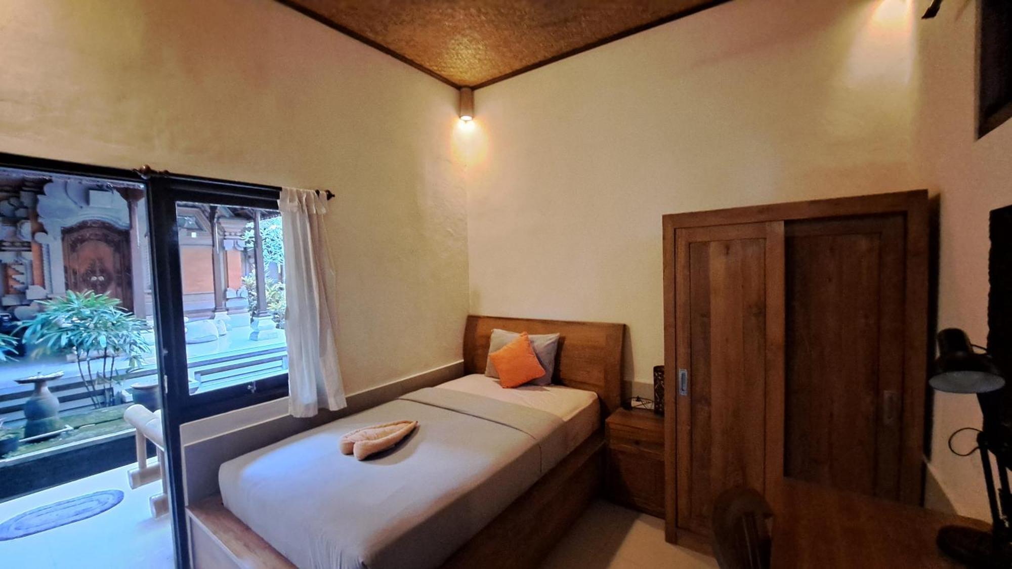 Sahadewa House Hotel Убуд Екстериор снимка